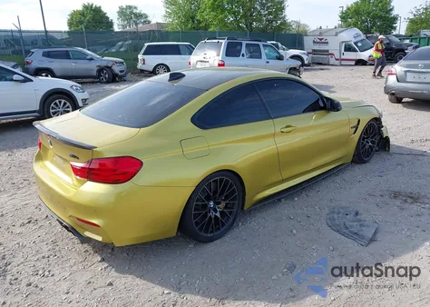 2015 BMW M4 z USA, uszkodzony, nr VIN WBS3R9C57FK330156